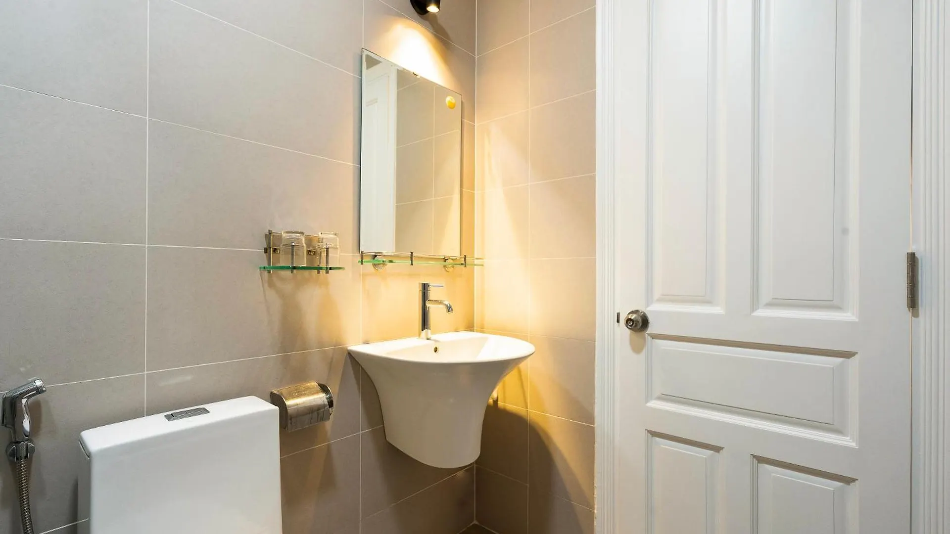Hemtouch House Hotel Ho Chi Minh City