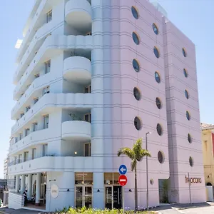 https://the-tropicana.hotels-capetown.com