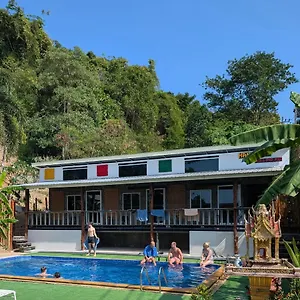 https://hangover-chill-hill.hotelskophiphi.com